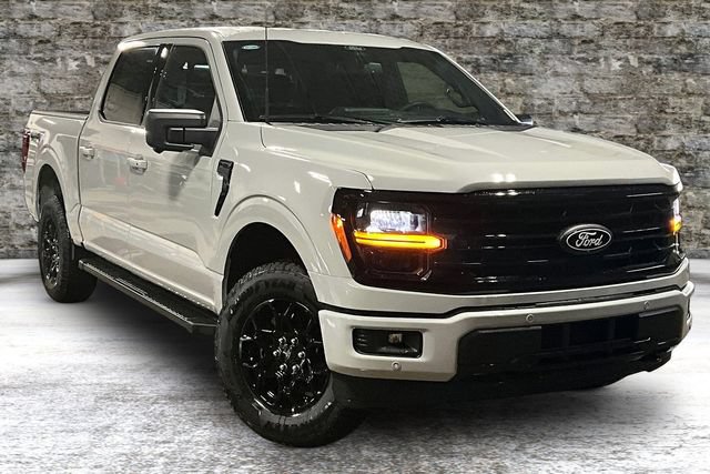 New 2026 Ford F150 XLT w/ Equipment Group 302A MID