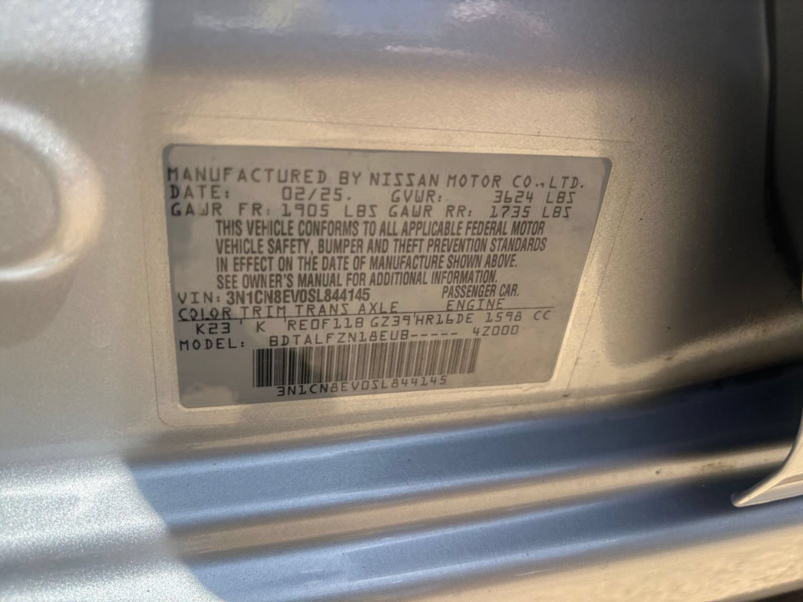 Used 2025 Nissan Versa SV FWD image 27