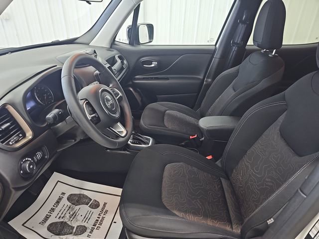 Used 2023 Jeep Renegade Latitude AWD/4WD image 38