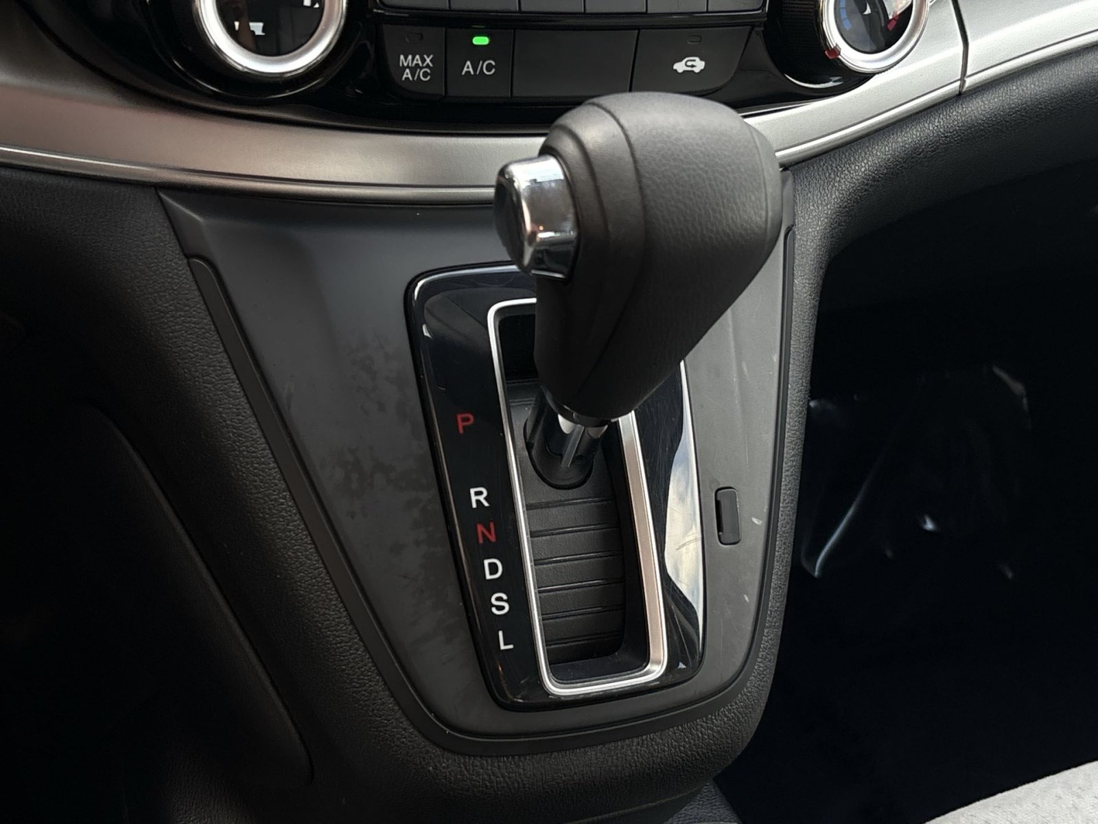 Used 2016 Honda CR-V LX image 31
