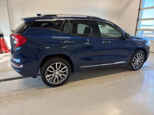 Used 2023 GMC Terrain Denali image 10