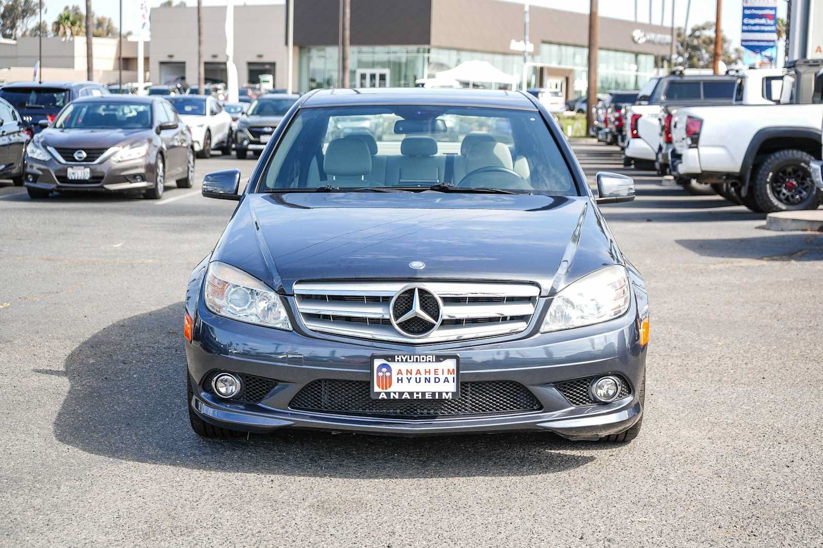 Used 2010 Mercedes-Benz C 350 Sport image 2