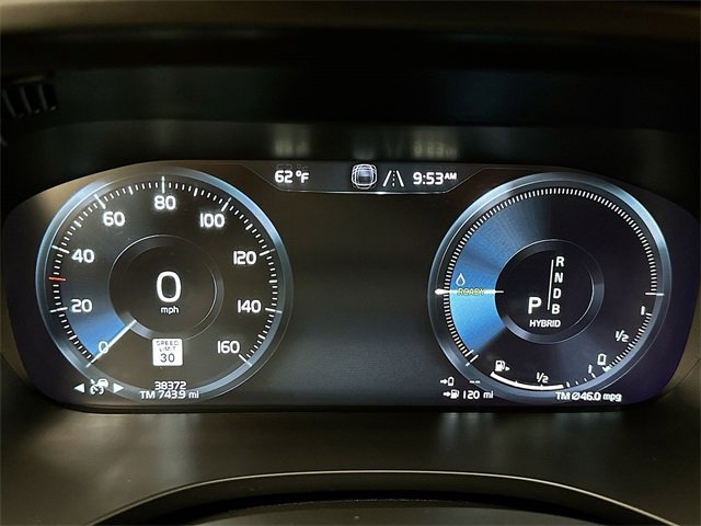 Used 2018 Volvo XC60 T8 R-Design w/ Convenience Package image 15