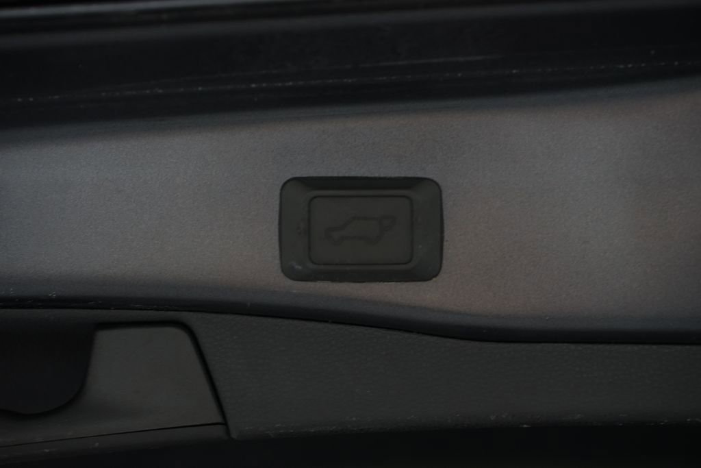 Certified 2021 Toyota RAV4 TRD Off-Road image 34