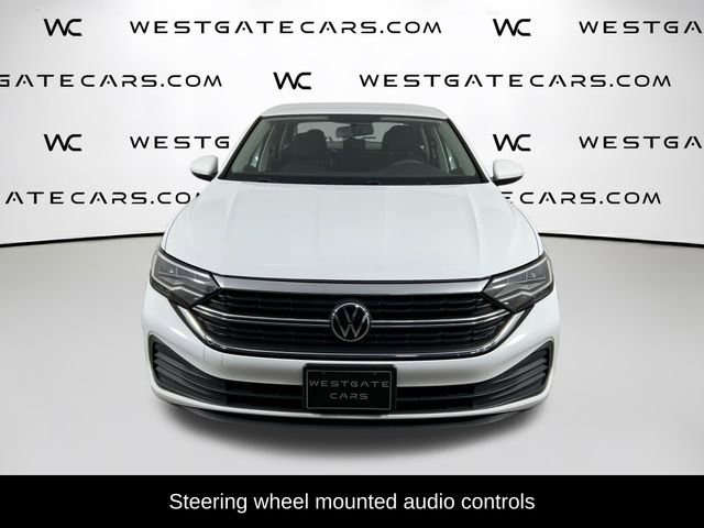 Used 2022 Volkswagen Jetta S image 4