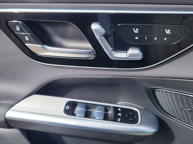 Certified 2026 Mercedes-Benz GLC 300 4MATIC image 11