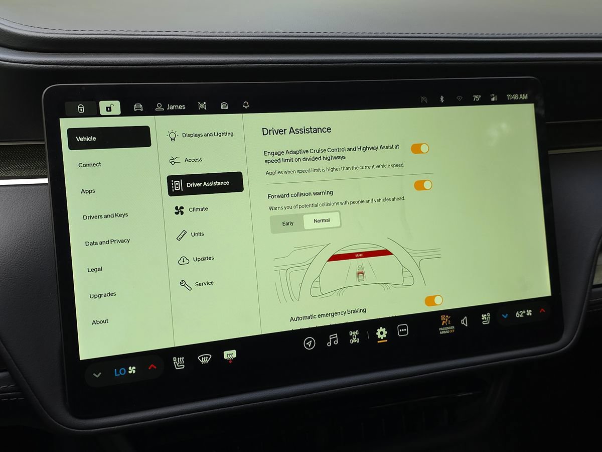 Used 2023 Rivian R1S Adventure Quad AWD/4WD image 43