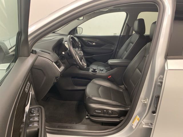 Used 2022 GMC Terrain SLT w/ Infotainment Package II image 8