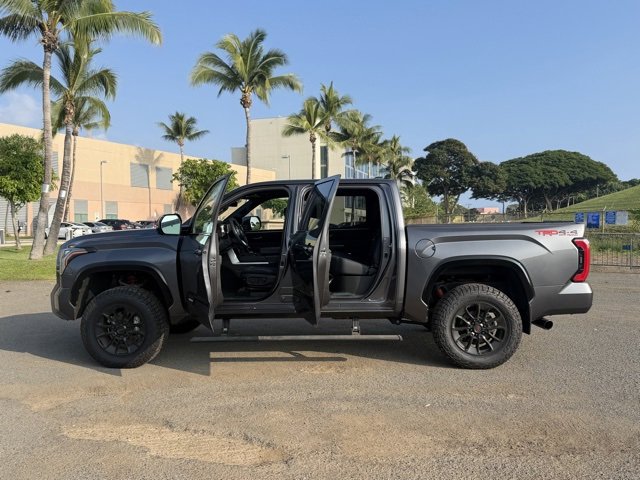 Used 2024 Toyota Tundra Platinum image 13