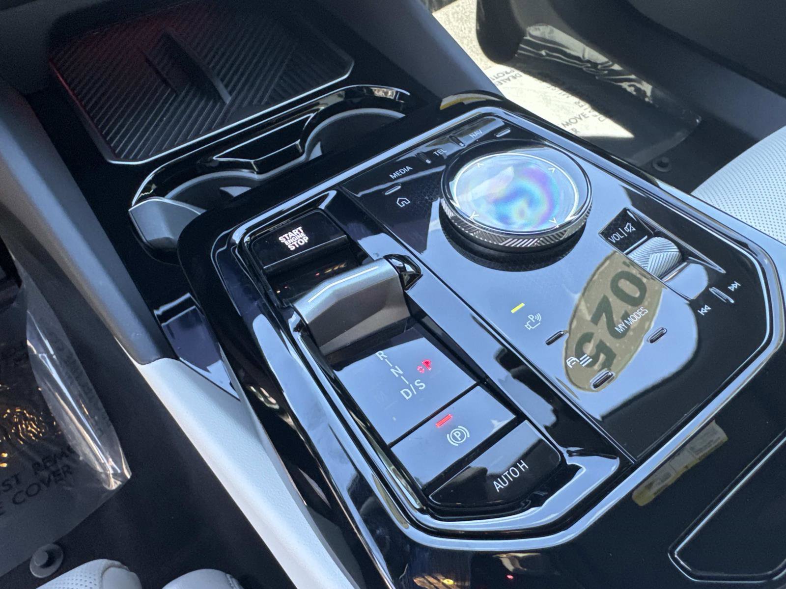 Certified 2025 BMW 530i w/ M Sport Package image 26