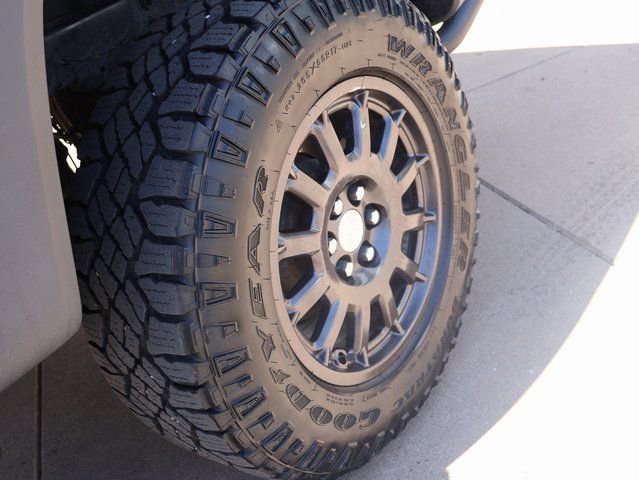 Certified 2020 Chevrolet Colorado ZR2 w/ Colorado ZR2 Bison Edition AWD/4WD image 33