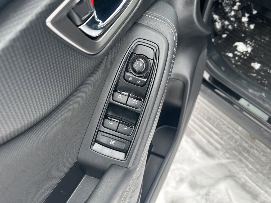 Used 2024 Subaru Forester Premium image 10