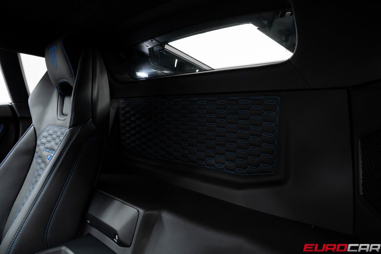 Used 2023 Lamborghini Huracan EVO image 34
