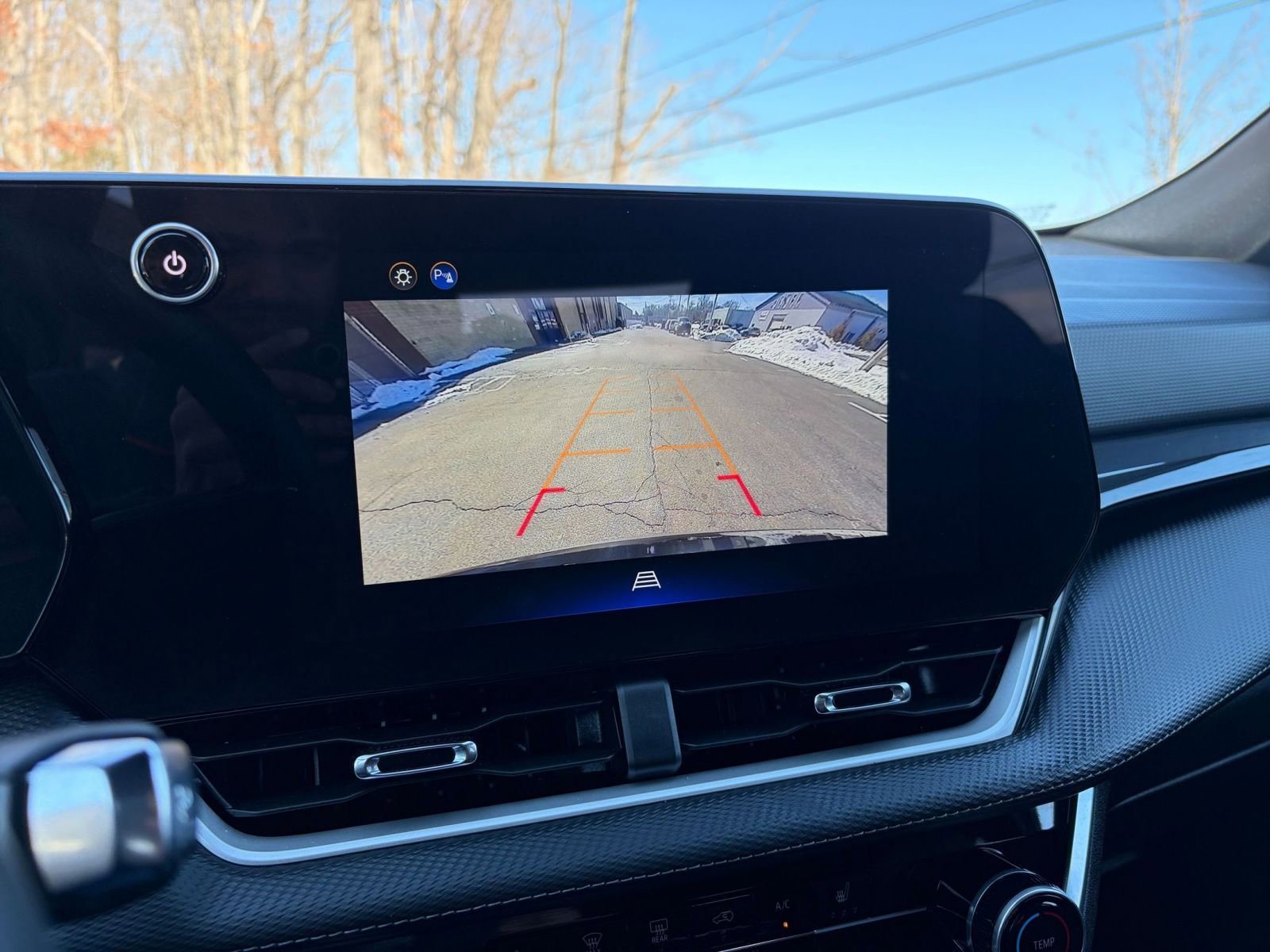 Used 2025 Chevrolet Equinox LT image 23