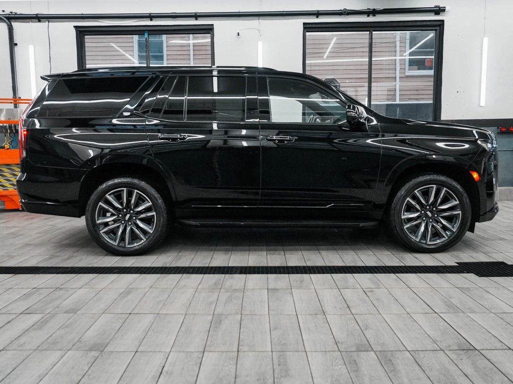 Used 2024 Cadillac Escalade Sport image 5