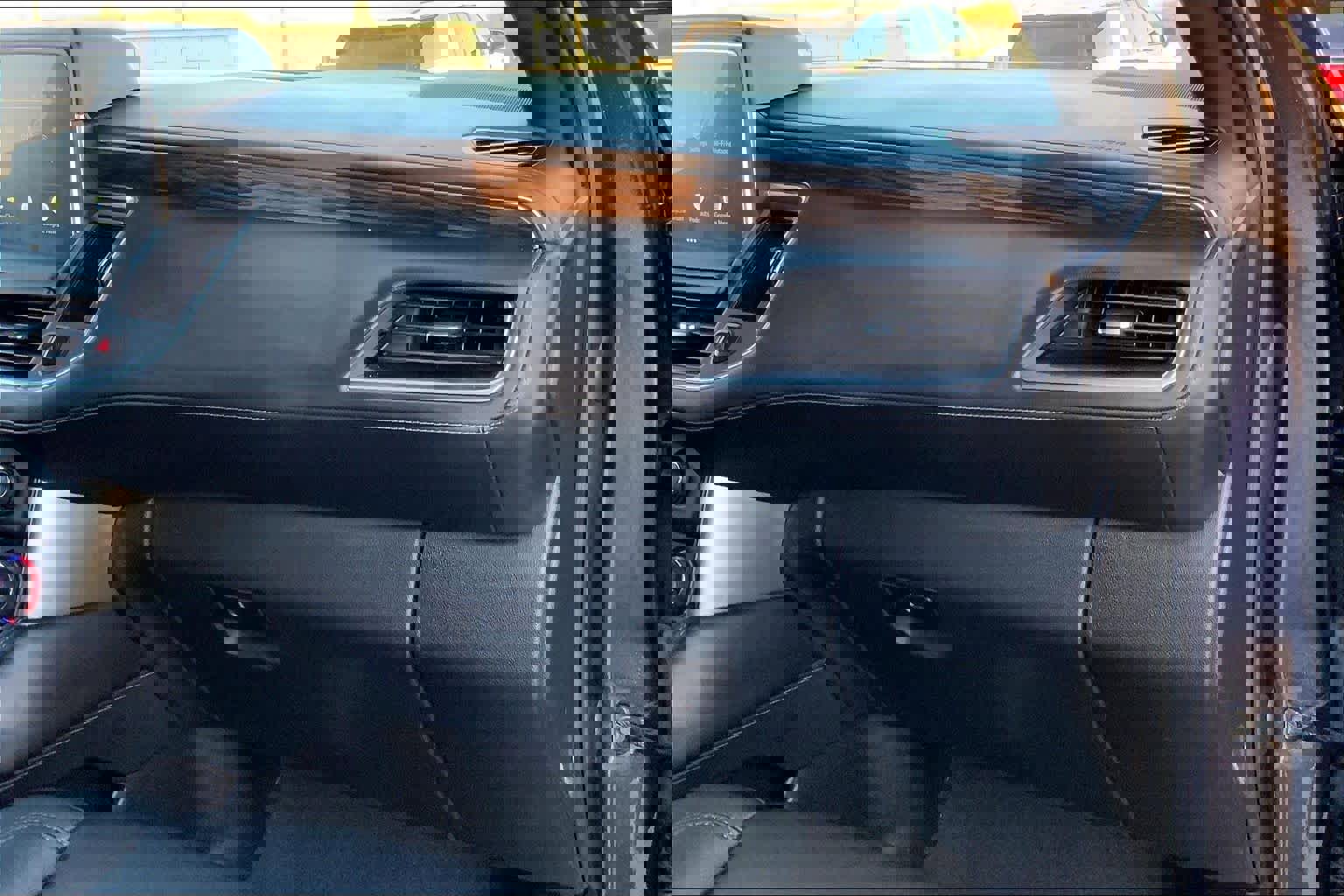 Certified 2022 Chevrolet Tahoe LT w/ Luxury Package image 16