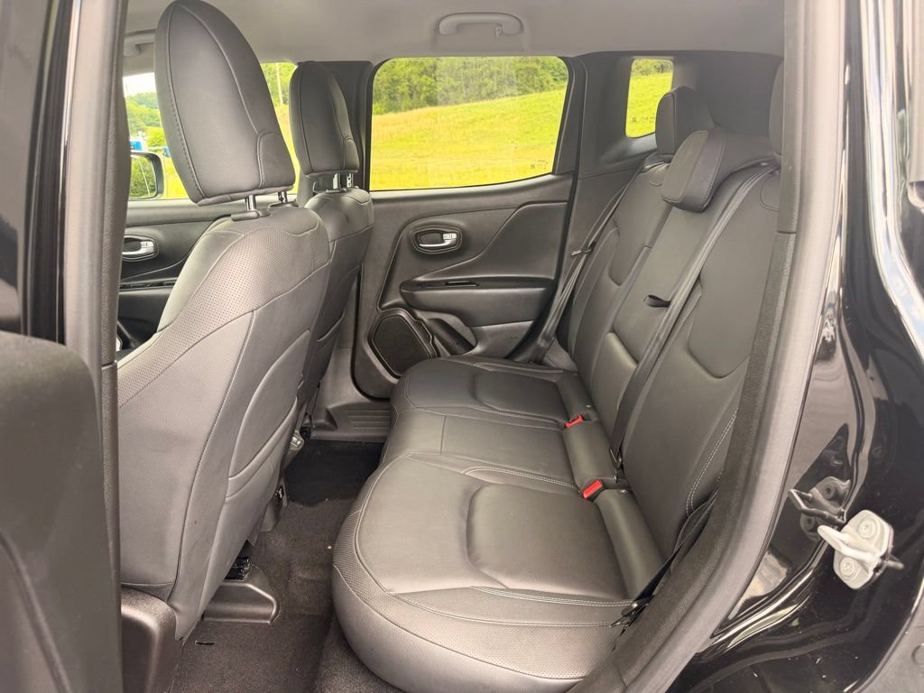 Used 2022 Jeep Renegade Limited AWD/4WD image 31
