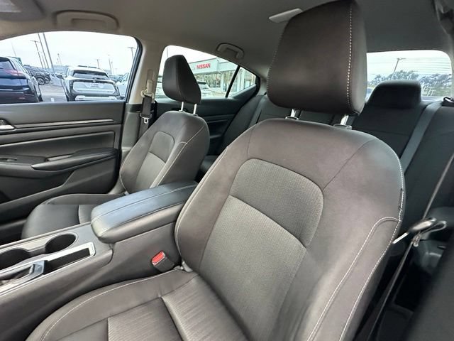 Used 2022 Nissan Altima 2.5 S FWD image 24