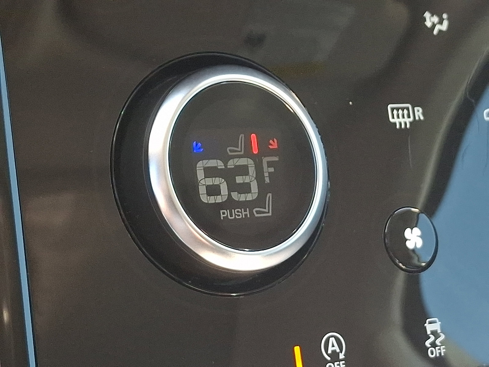 Used 2020 Land Rover Range Rover Evoque S image 26