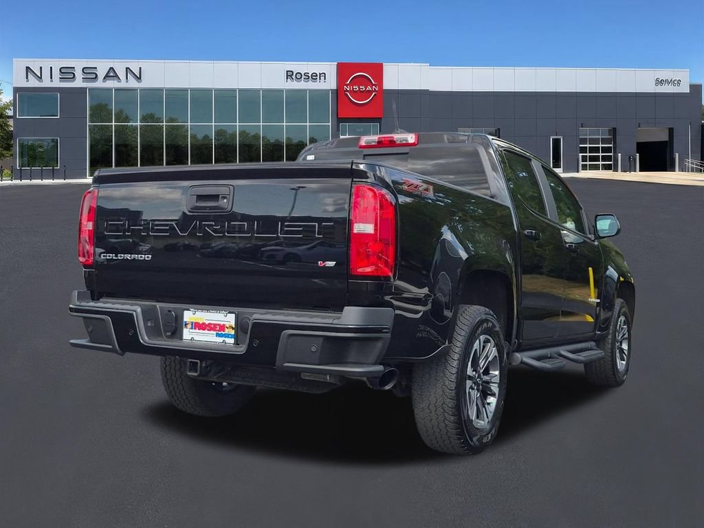 Used 2022 Chevrolet Colorado Z71 AWD/4WD image 3