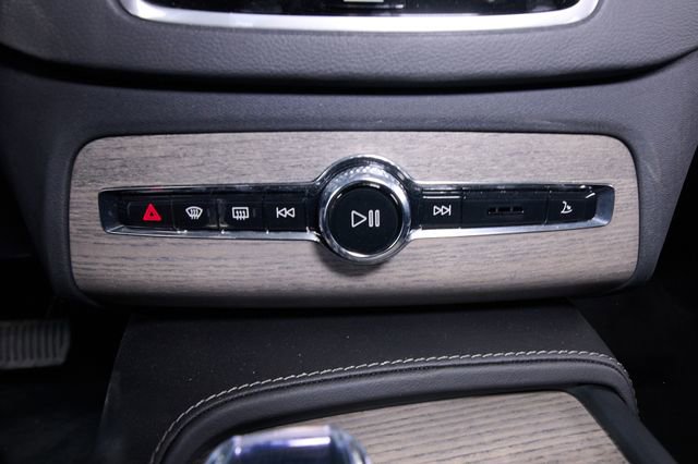 Used 2023 Volvo XC90 T8 Ultimate image 14