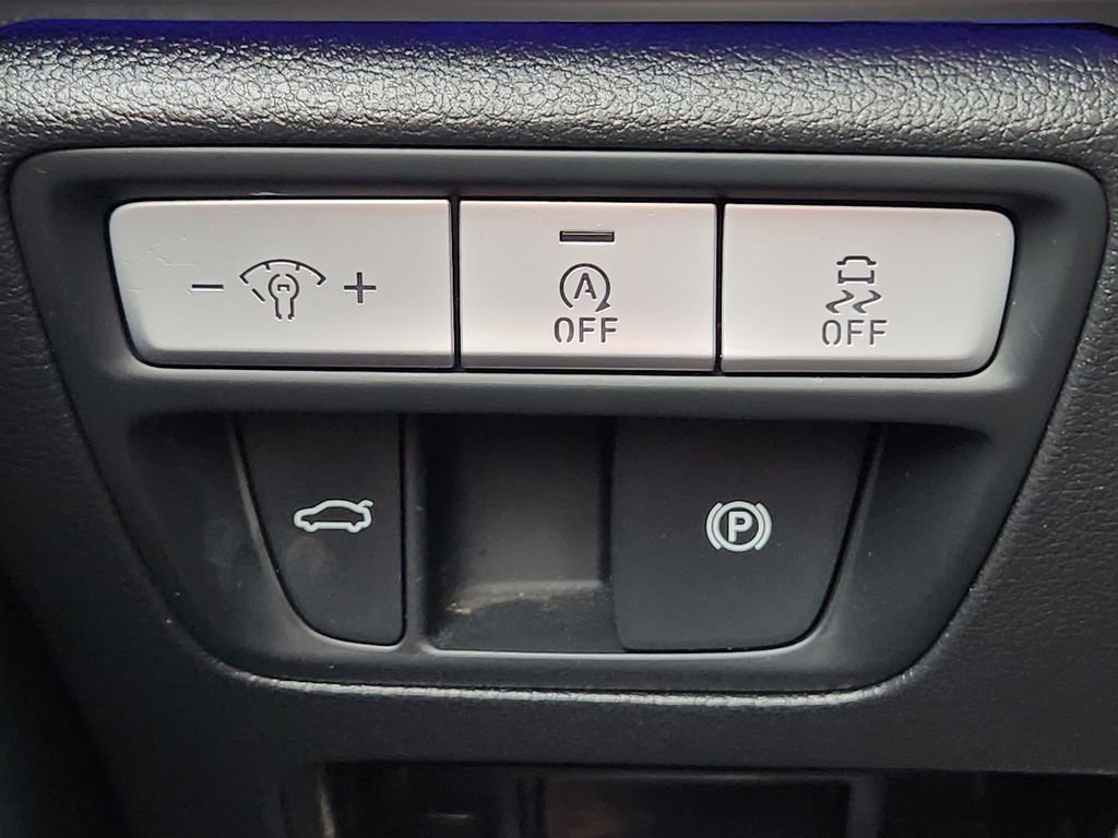 Used 2023 Genesis G80 2.5T image 28