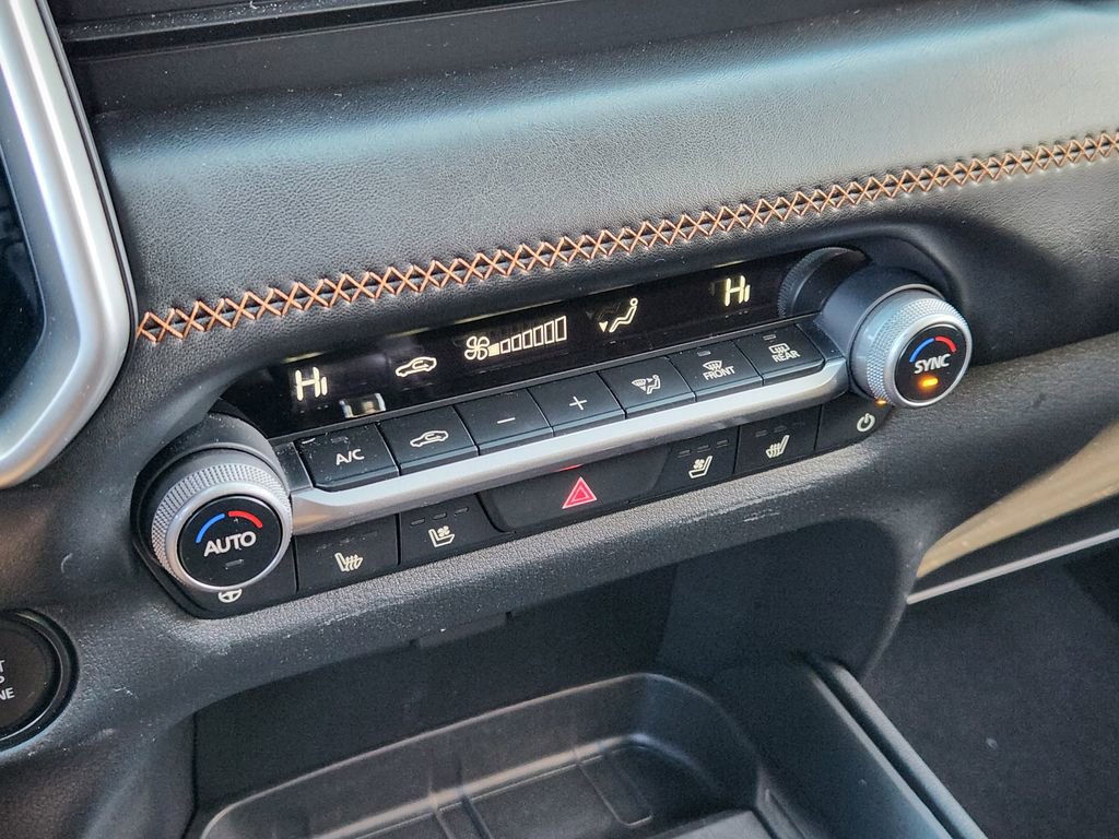 Used 2025 MAZDA CX-50 AWD 2.5 Turbo w/ Premium Pkg image 17