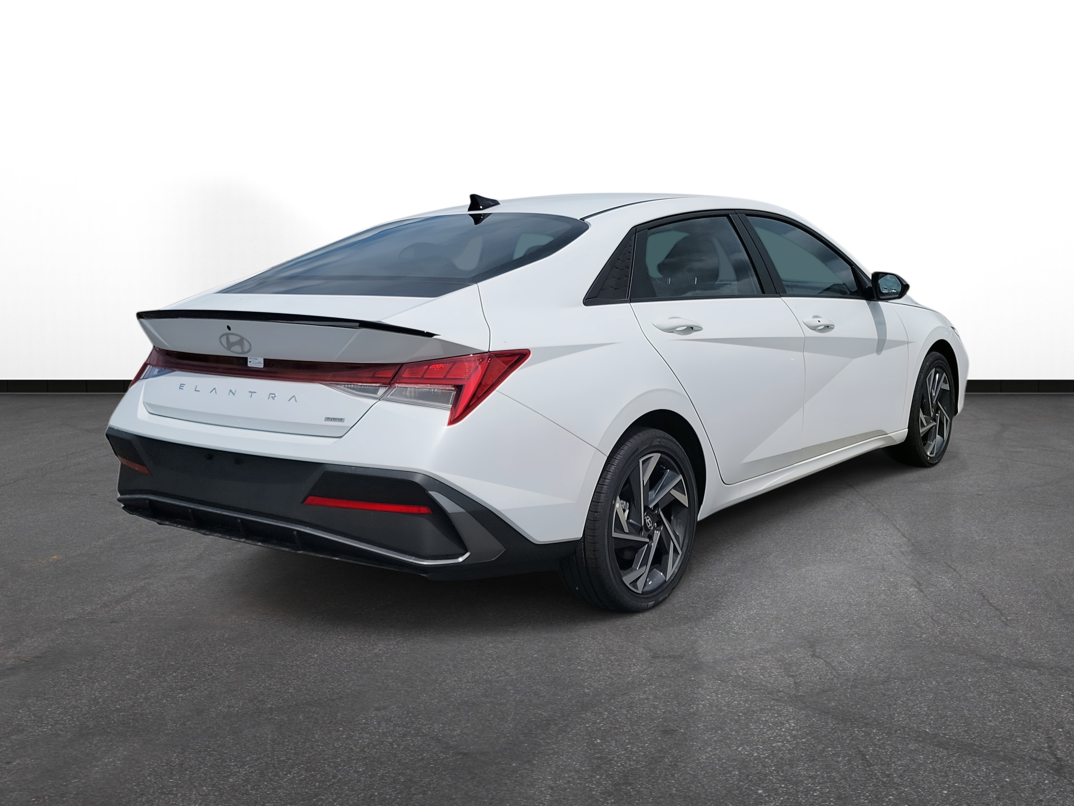 New 2025 Hyundai Elantra SEL w/ Cargo Package FWD image 4