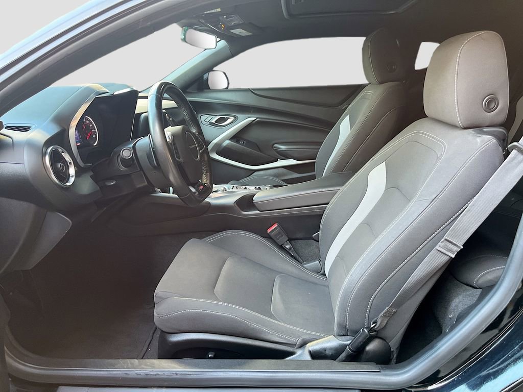 Used 2021 Chevrolet Camaro LT image 21