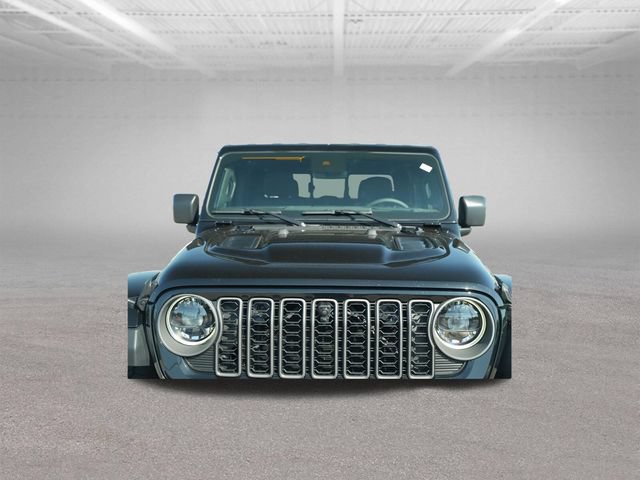 Used 2025 Jeep Gladiator Rubicon AWD/4WD image 43