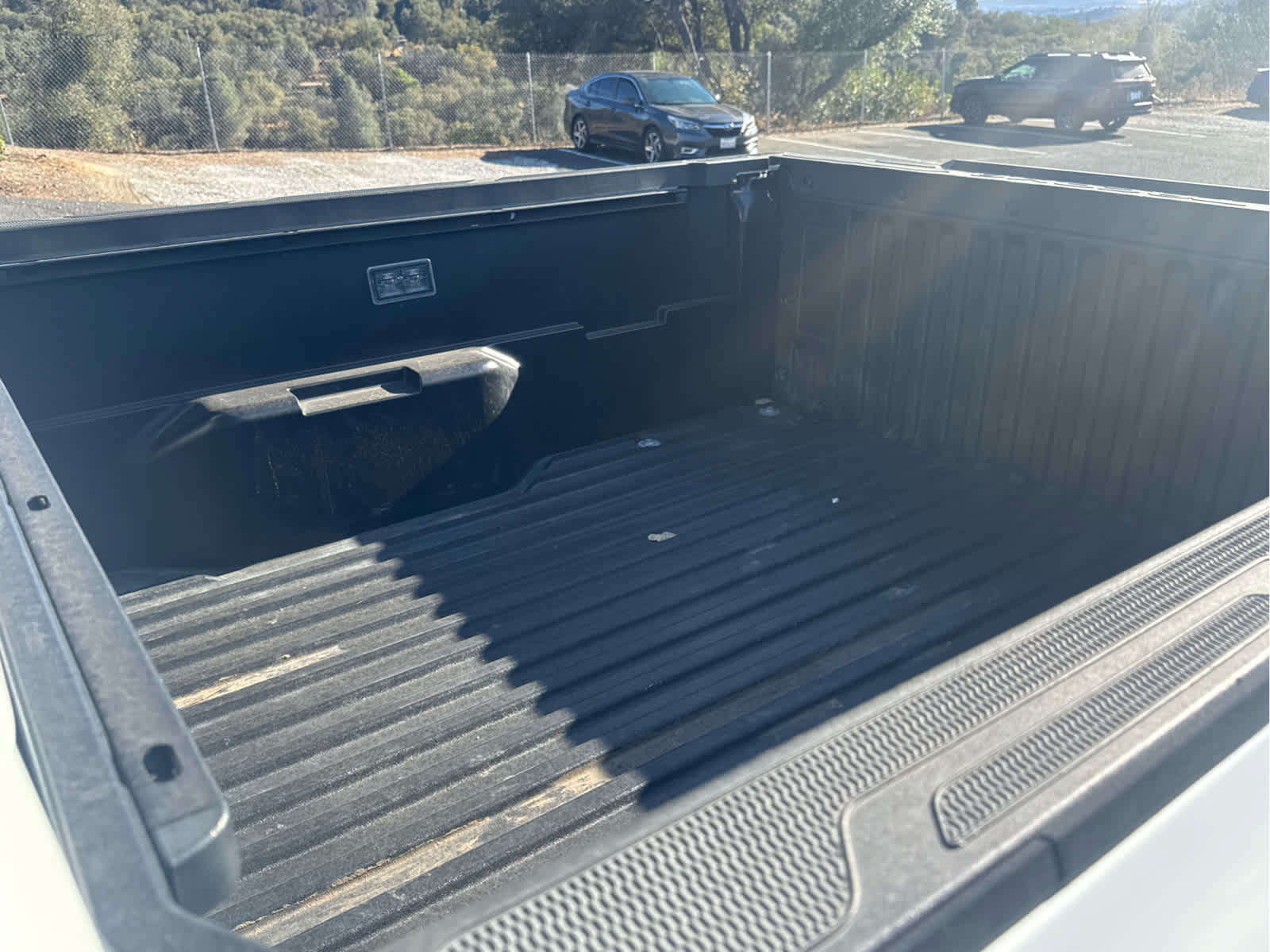 Used 2025 Toyota Tacoma SR5 AWD/4WD image 9