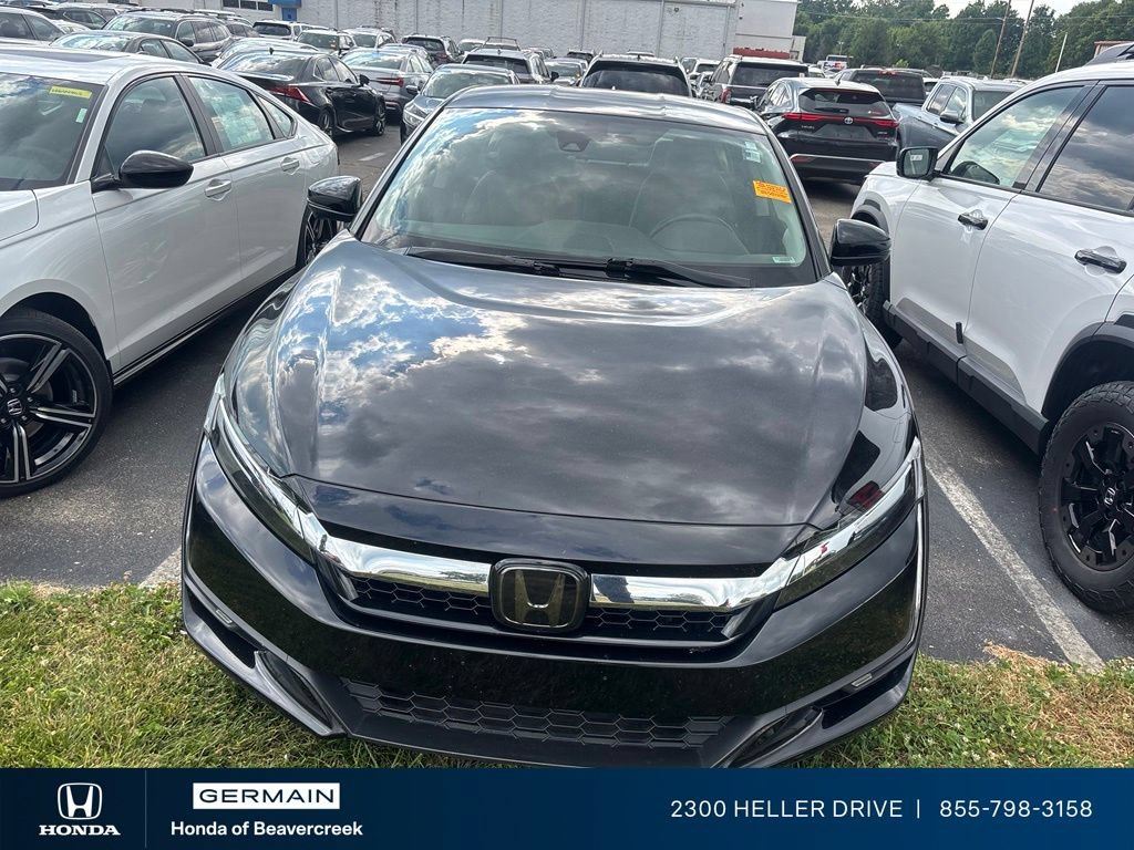 Used 2019 Honda Clarity Touring image 2