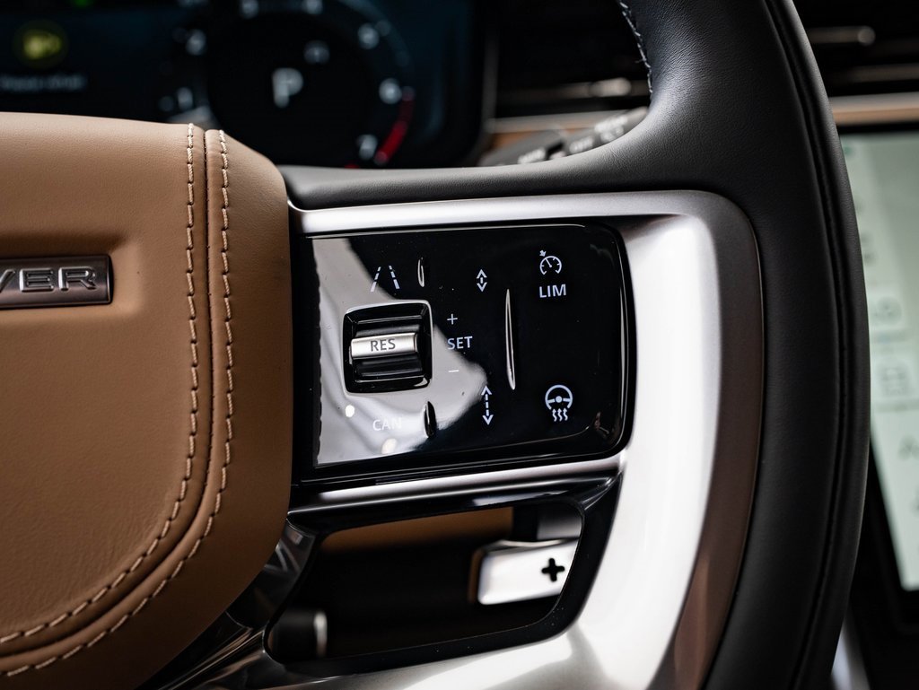 New 2026 Land Rover Range Rover SE image 30