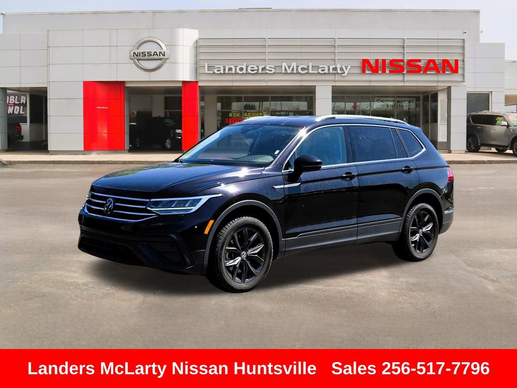Used 2024 Volkswagen Tiguan SE AWD/4WD image 9