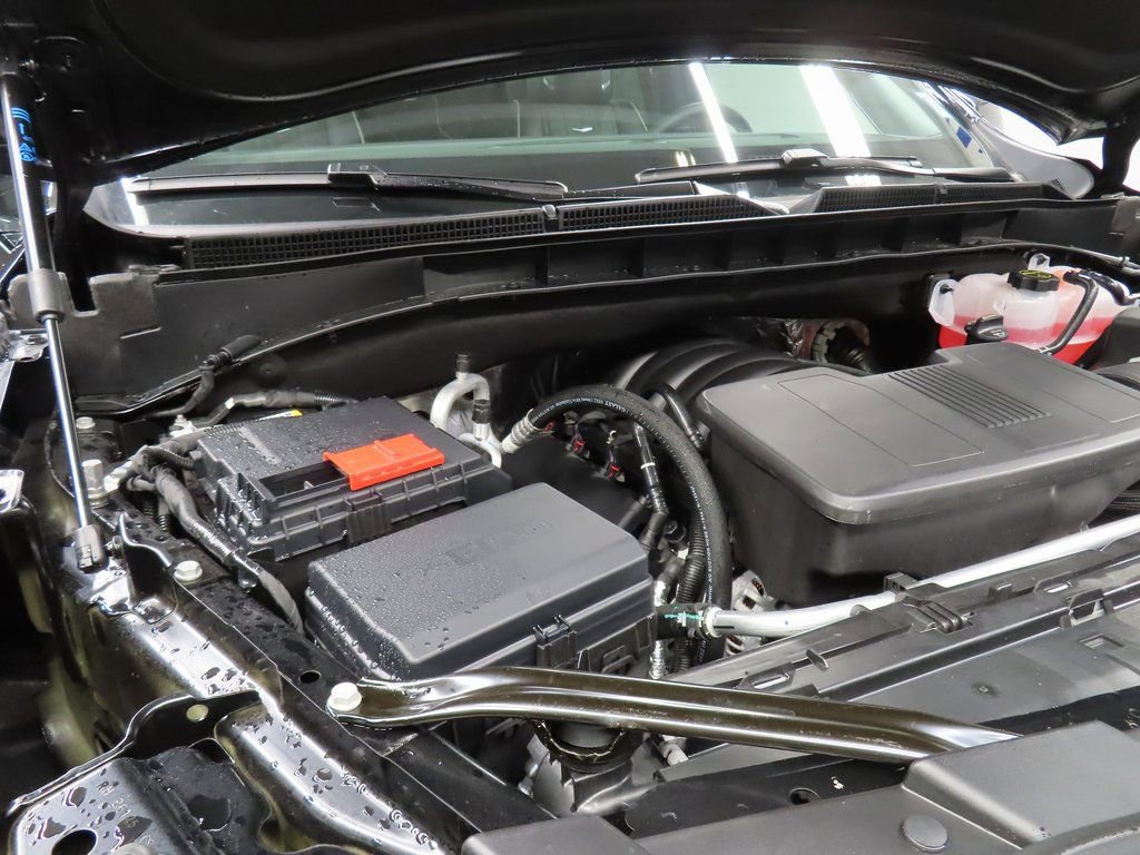 Used 2026 Cadillac Escalade Platinum Sport w/ LPO, Floor Liner Package image 28