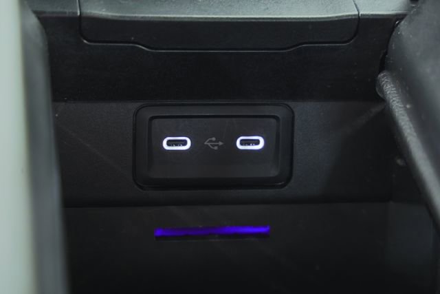 Used 2024 Mercedes-Benz C 300 Sedan image 23