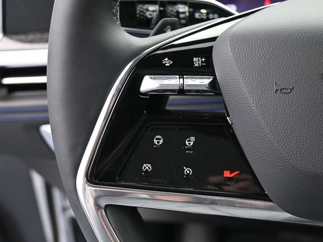 New 2025 Cadillac Escalade IQ Luxury 1 image 31