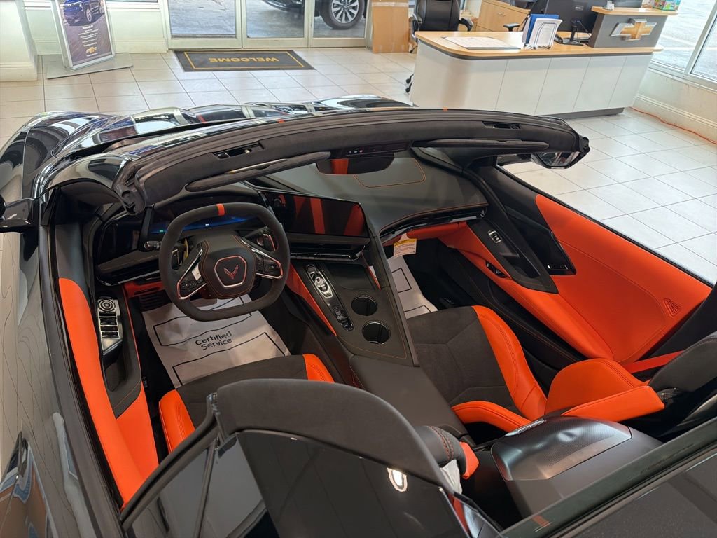 New 2026 Chevrolet Corvette Stingray Premium Conv w/ Stealth Interior Trim Package RWD image 21