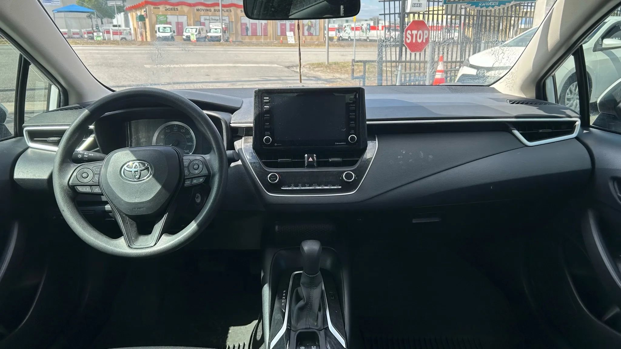 Used 2022 Toyota Corolla LE image 14