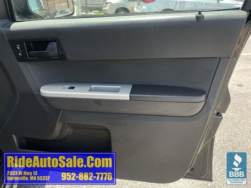 Used 2012 Ford Escape XLT AWD/4WD image 13