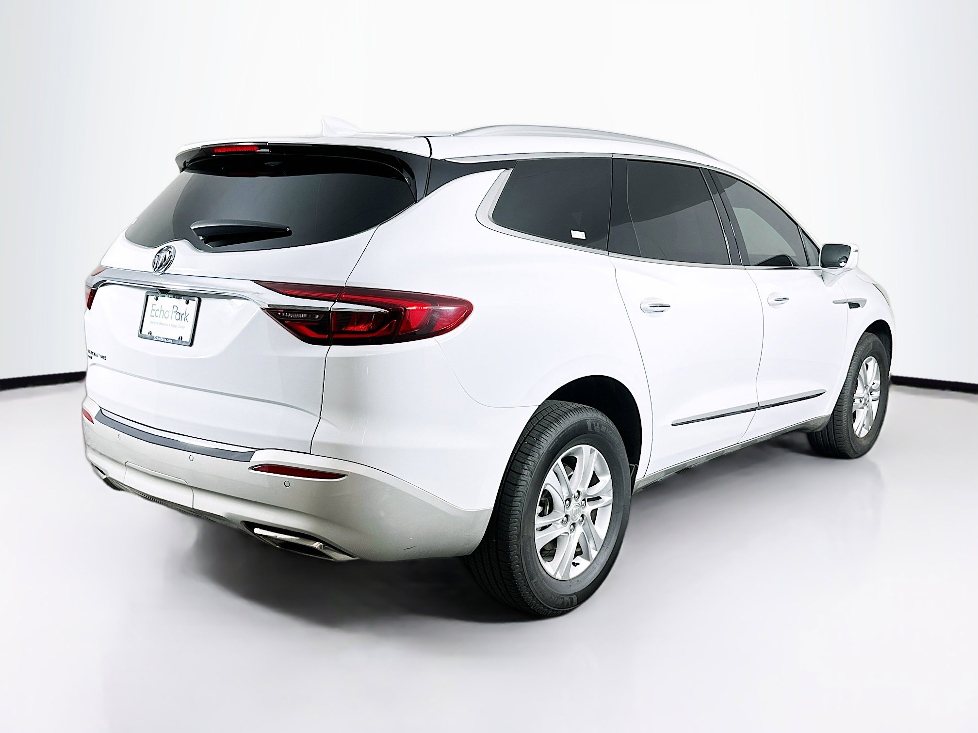 Used 2020 Buick Enclave Essence image 9