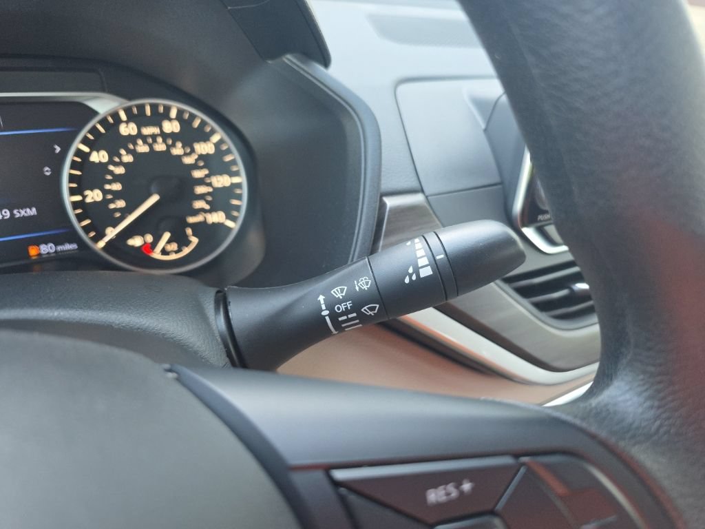 Used 2025 Nissan Altima 2.5 SV FWD image 16