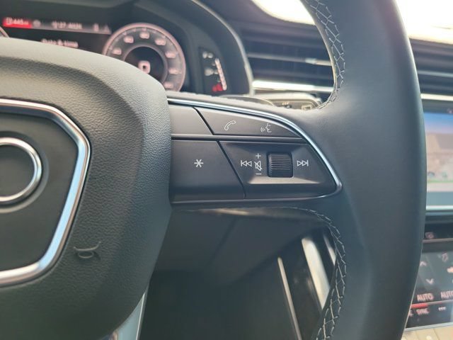 Certified 2025 Audi Q7 2.0T Premium w/ Convenience Package AWD/4WD image 22
