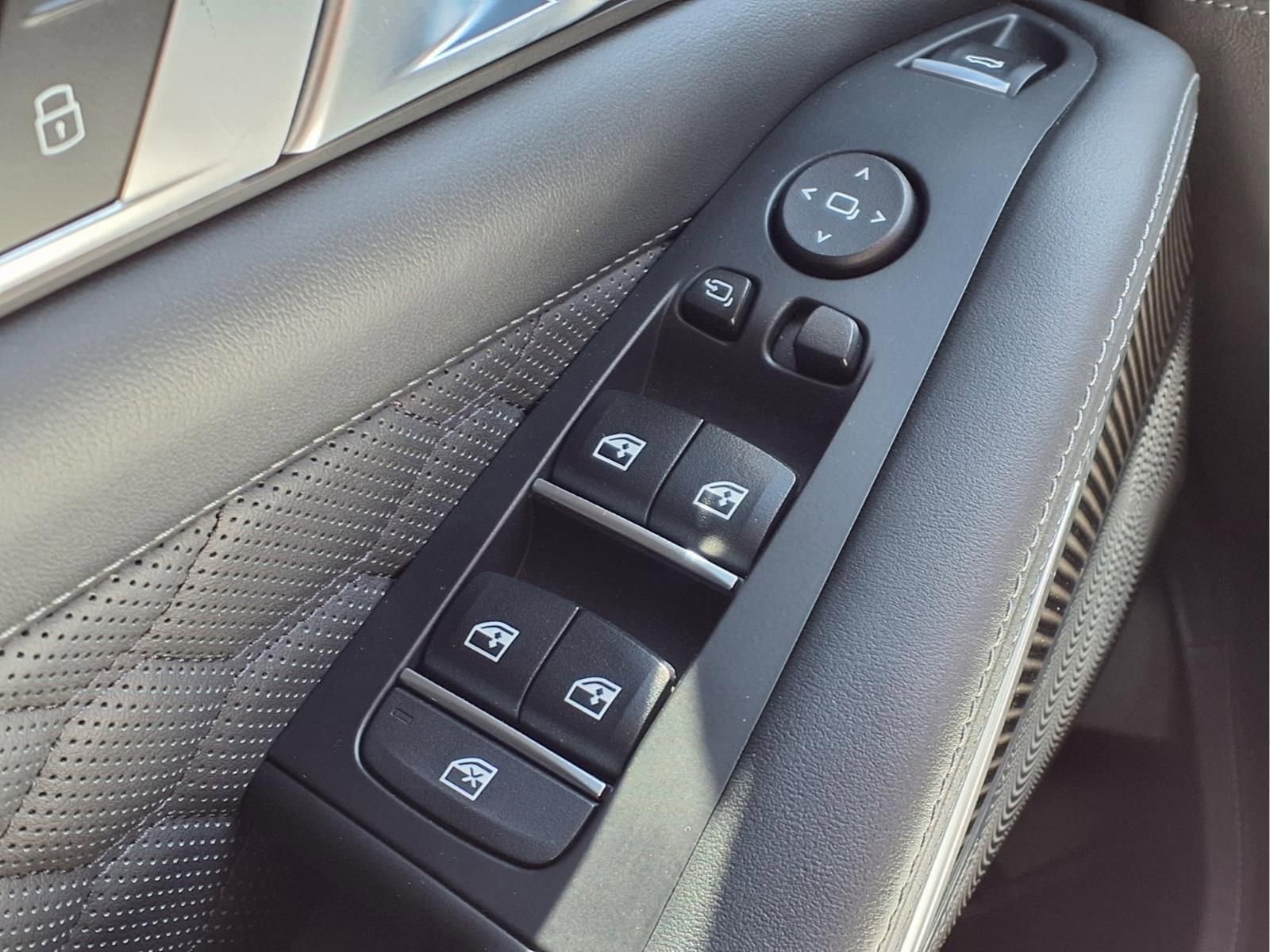 Used 2021 BMW X5 M Competition w/ Competition Package image 23