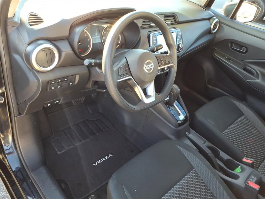 Used 2020 Nissan Versa S image 6