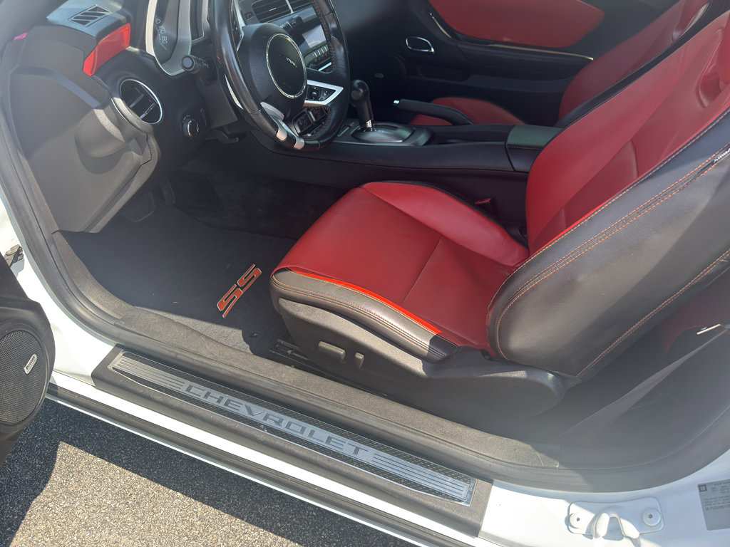 Used 2011 Chevrolet Camaro SS w/ RS Package RWD image 12