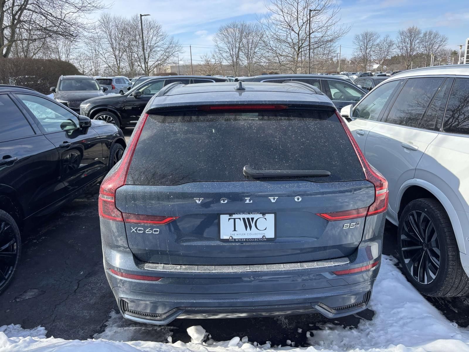 New 2026 Volvo XC60 B5 Plus w/ Protection Package Premier image 5