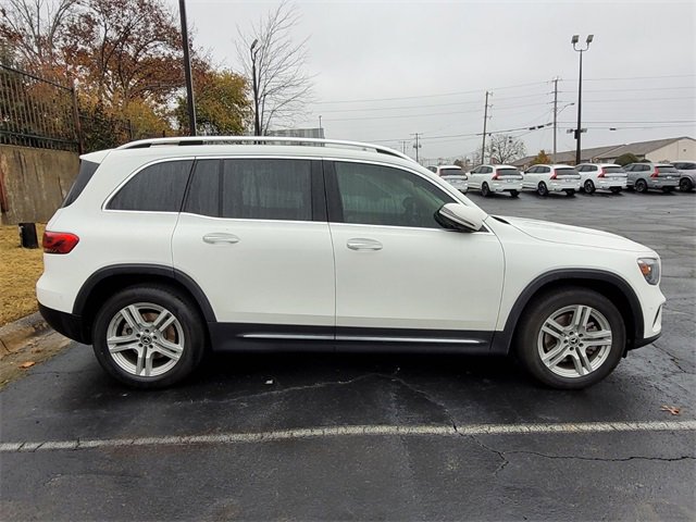 Used 2023 Mercedes-Benz GLB 250 4MATIC image 2