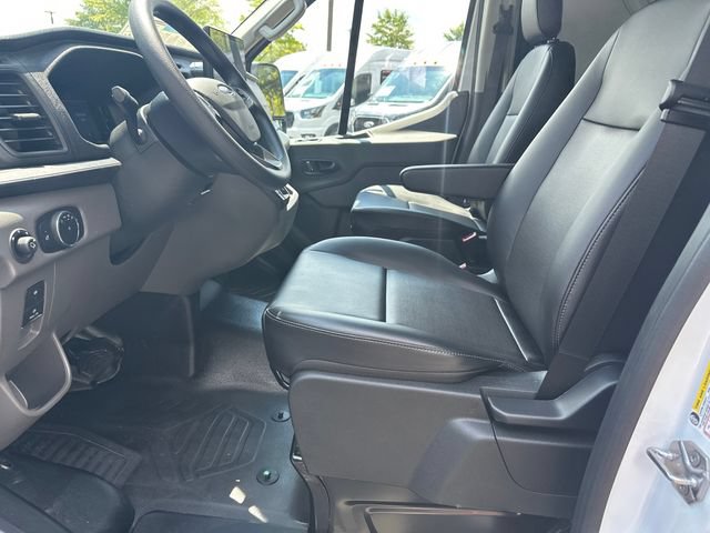 New 2026 Ford Transit 250 148 Medium Roof RWD image 10