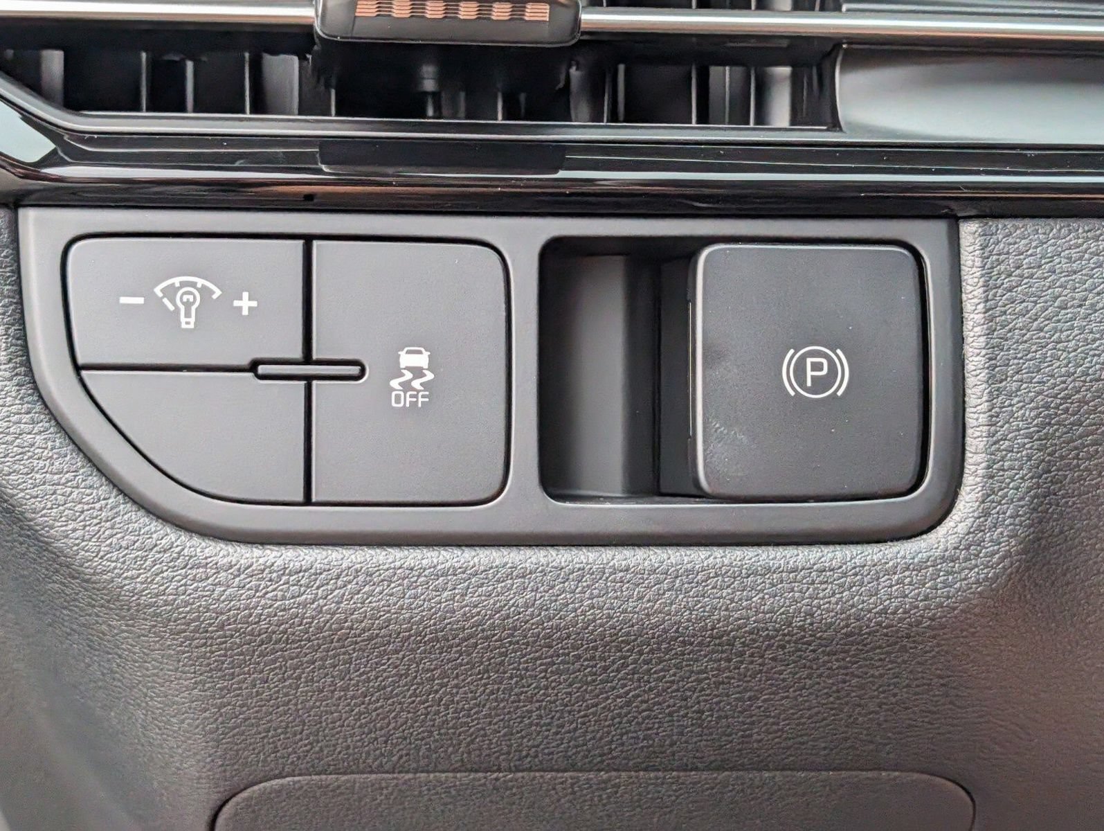 New 2026 Kia Sportage X-Line AWD/4WD image 11